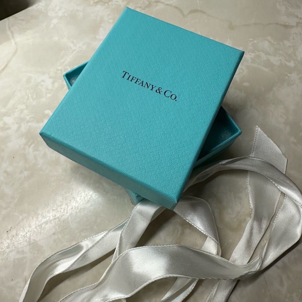Tiffany box with ribbon empty